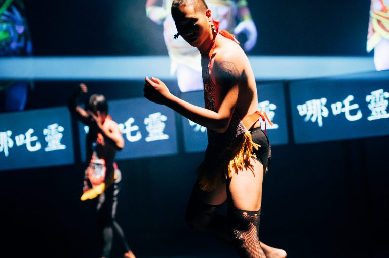 超自然神樂乩(臺北表演藝術中心提供/攝影林軒朗 )